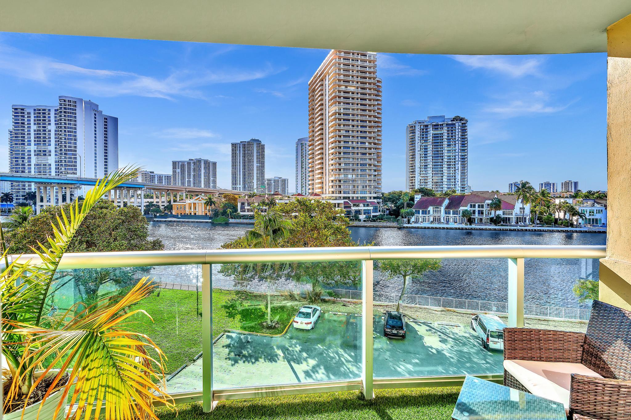OCEANVIEW BUILDING A CONDO - Residential