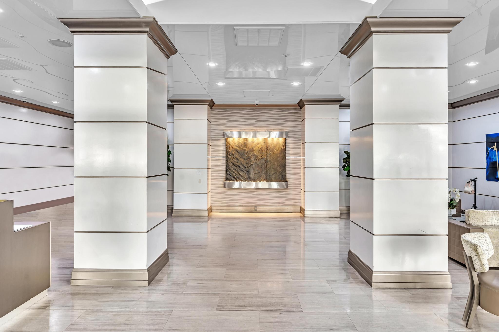 OCEANVIEW BUILDING A CONDO - Residential