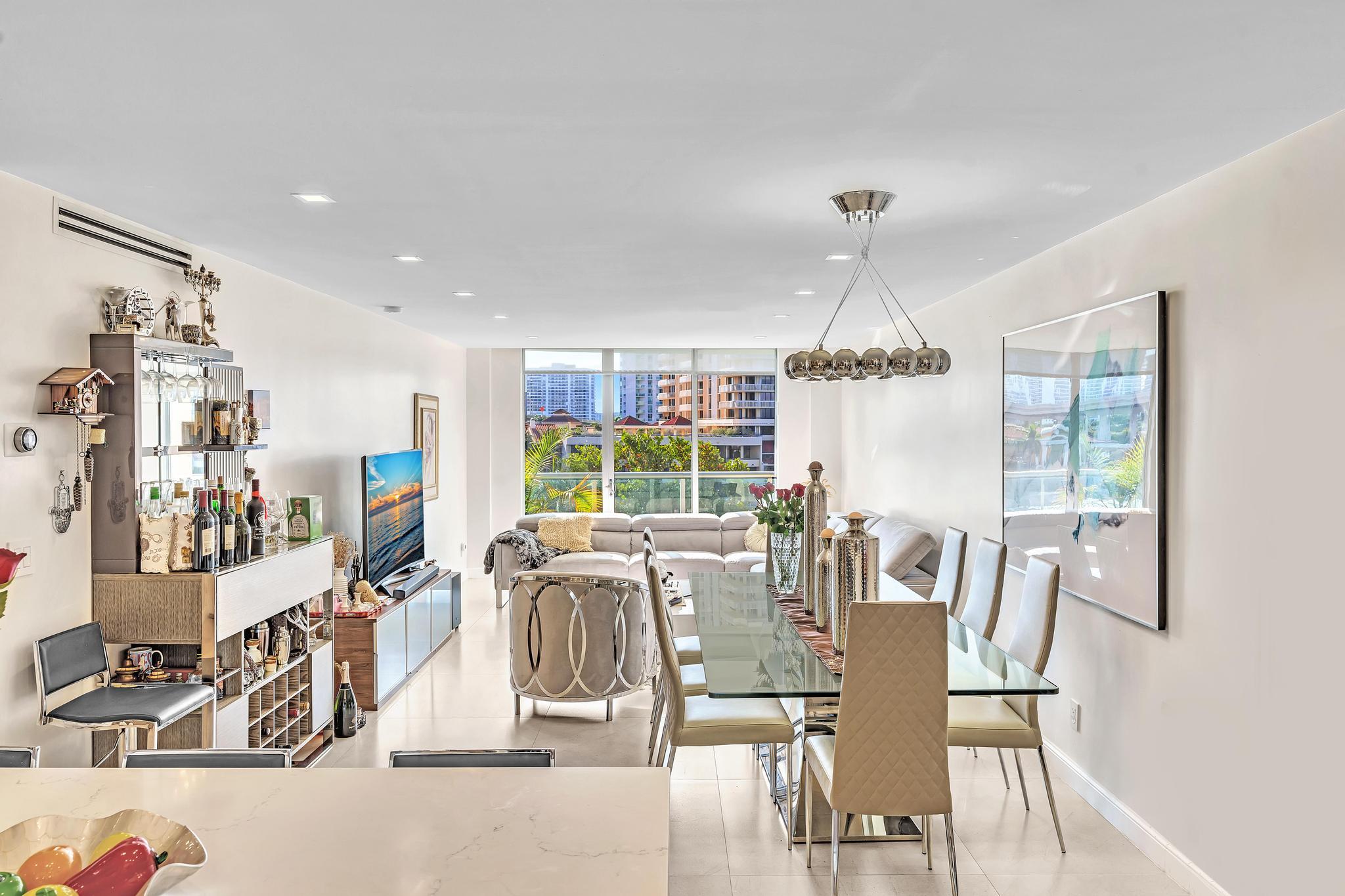 OCEANVIEW BUILDING A CONDO - Residential