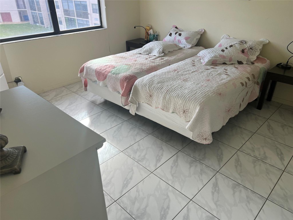 SUNRISE LAKES PHASE 4 - Residential