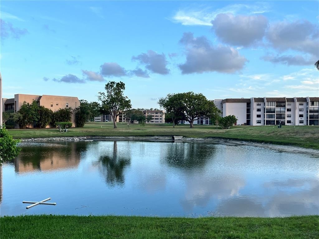 SUNRISE LAKES PHASE 4 - Residential