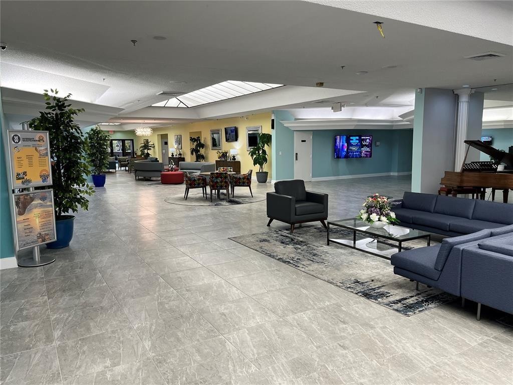 SUNRISE LAKES PHASE 4 - Residential