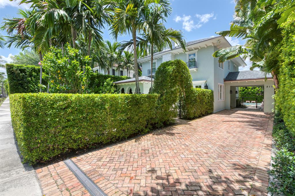 POINCIANA PARK - Residential