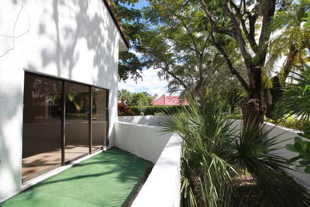CYPRESS POINTE CONDO - Residential Lease
