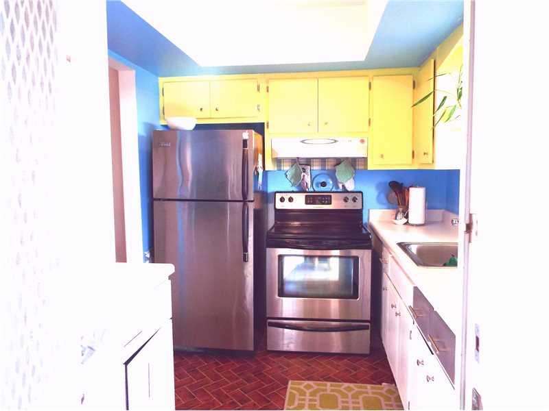 GARDEN ISLES 3 COOP - Residential Lease