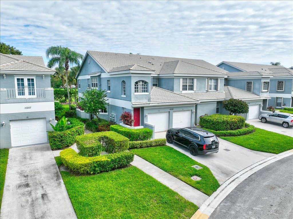 Photo of 10256 Andover Coach Circle #G1, Lake Worth, FL 33449 (MLS # R11134351)