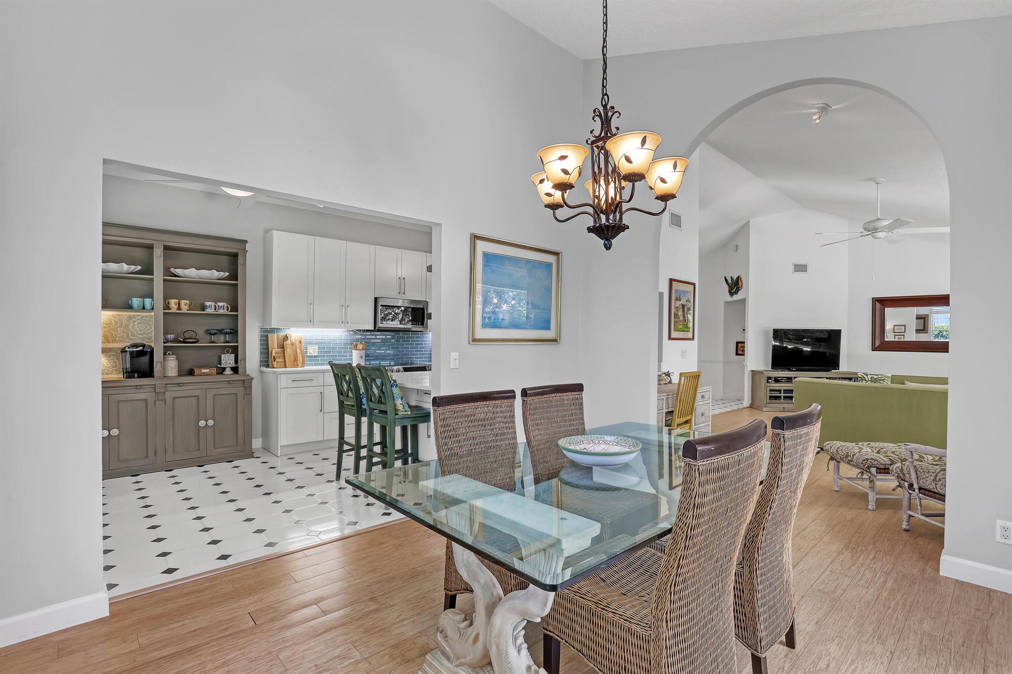 COLONY AT MAPLEWOOD - Residential