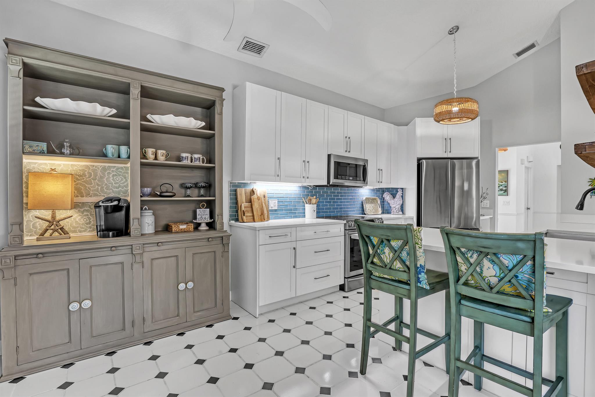 COLONY AT MAPLEWOOD - Residential