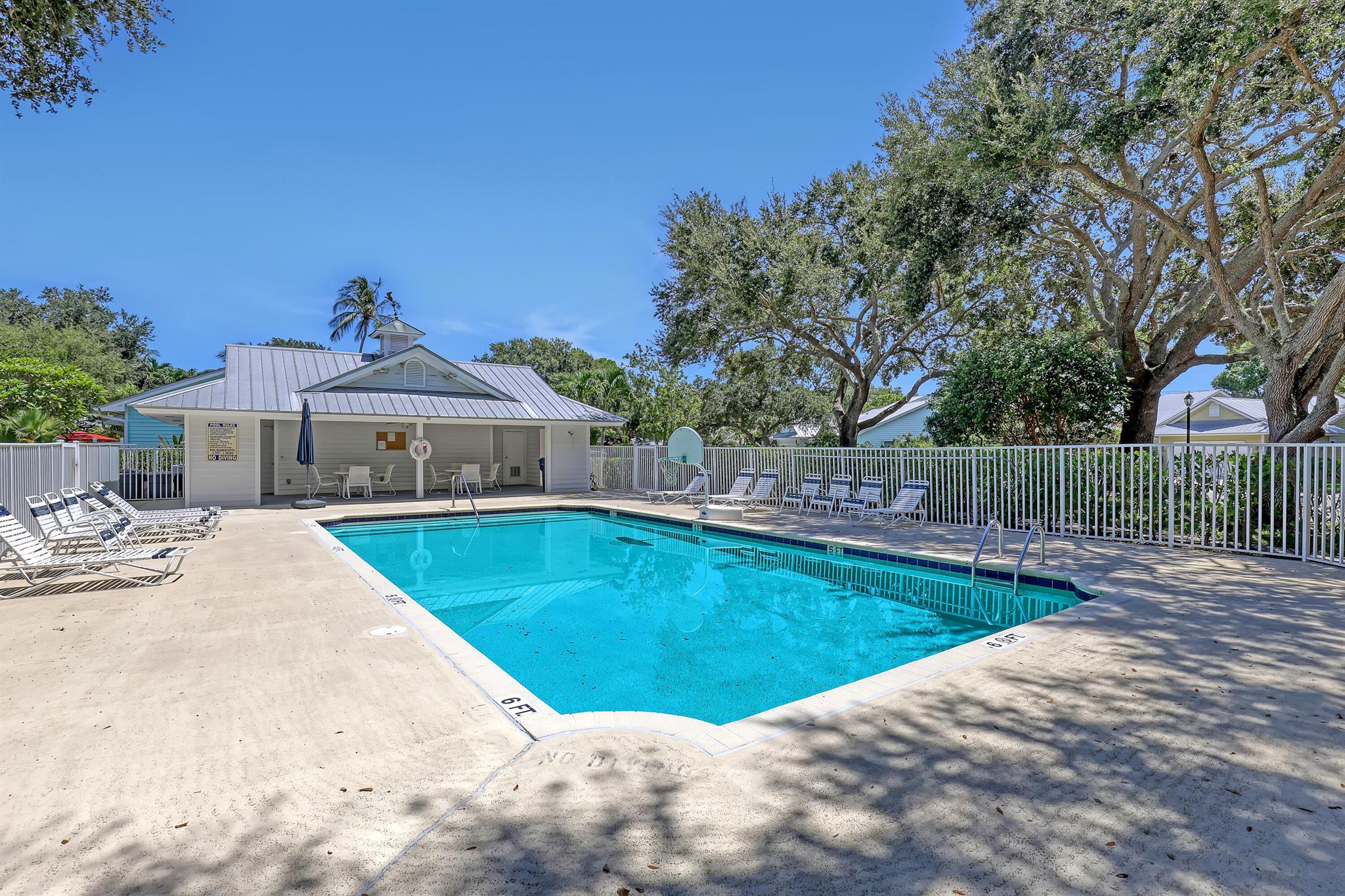 COLONY AT MAPLEWOOD - Residential