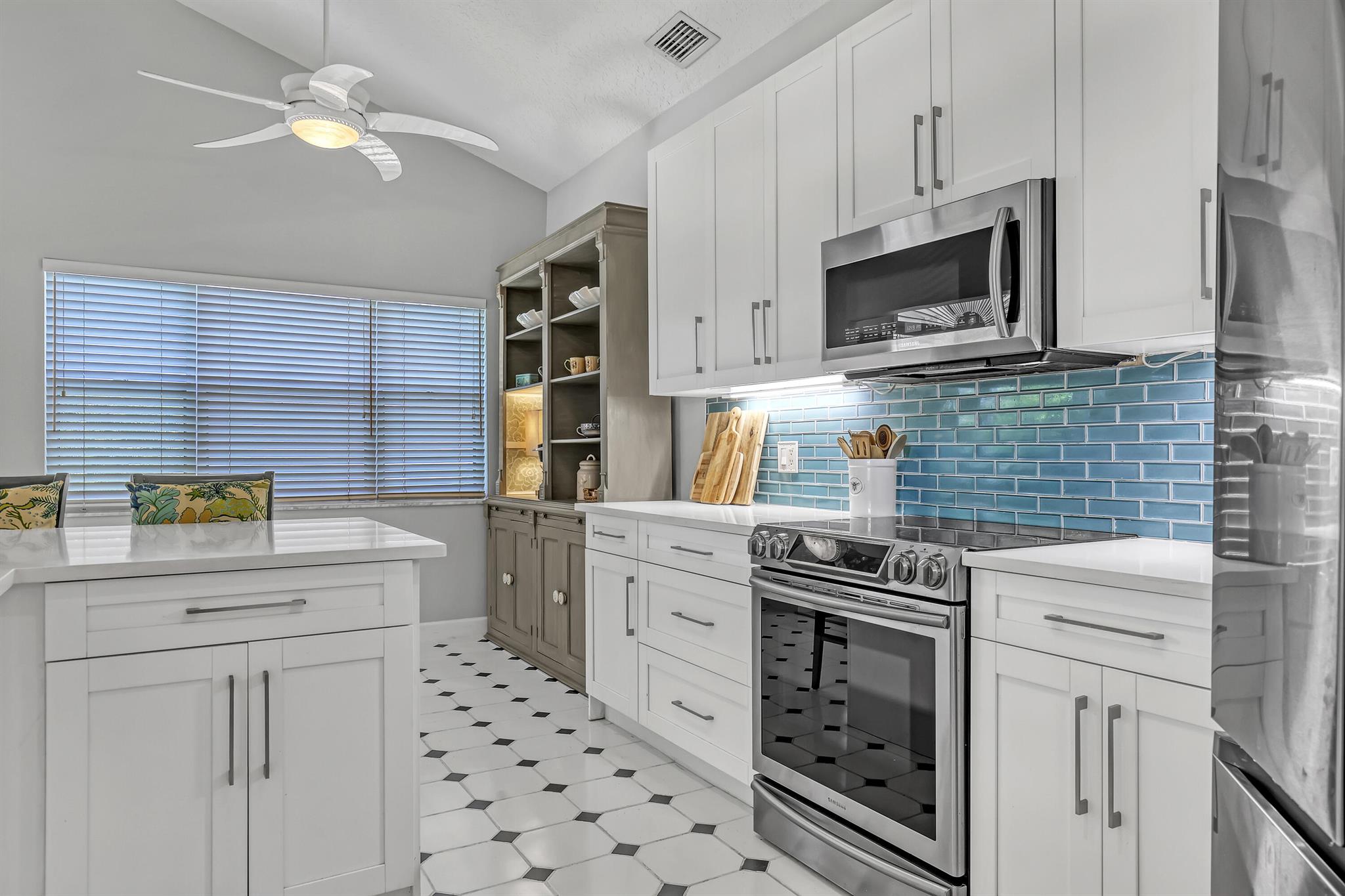 COLONY AT MAPLEWOOD - Residential