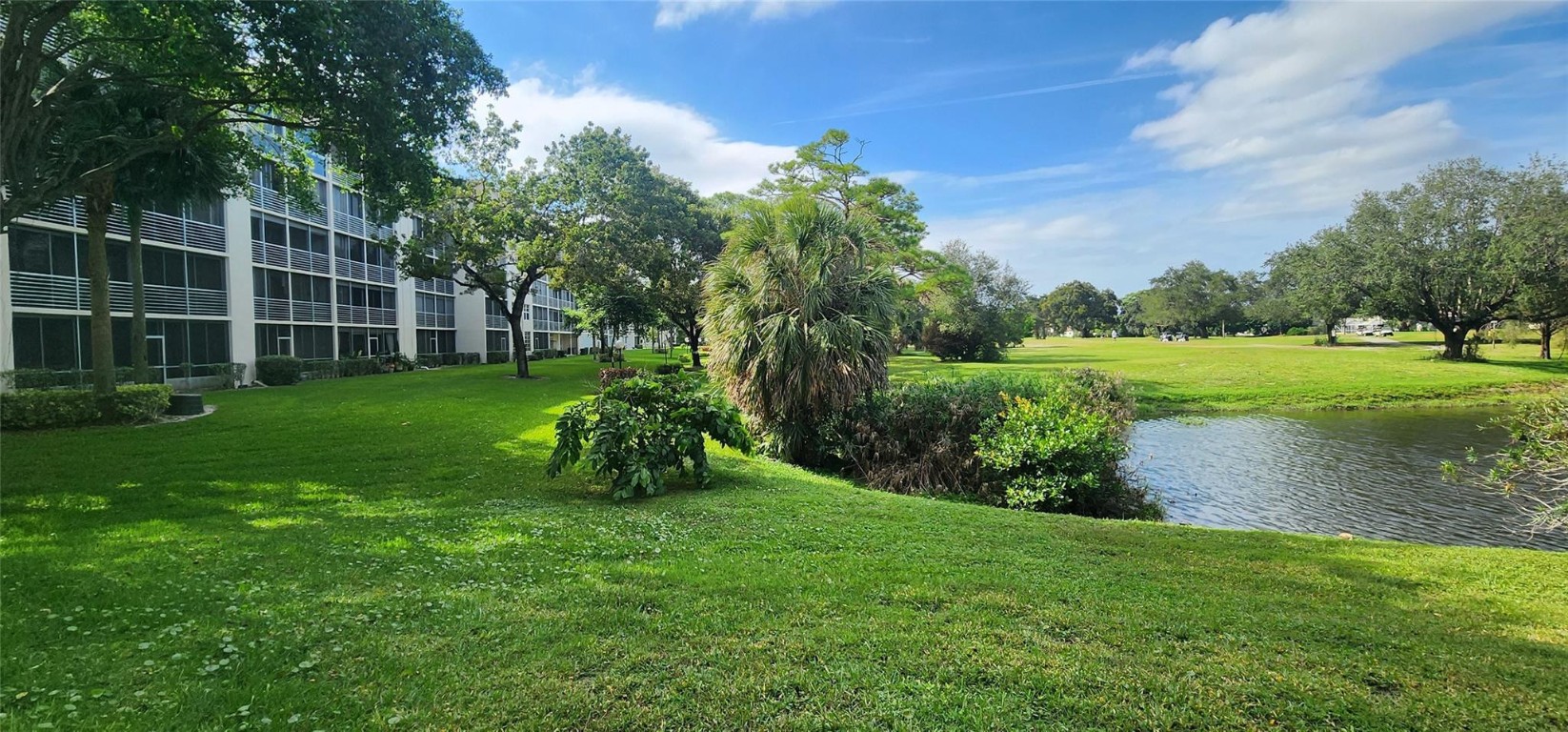 Palm-Aire Country Club - Residential