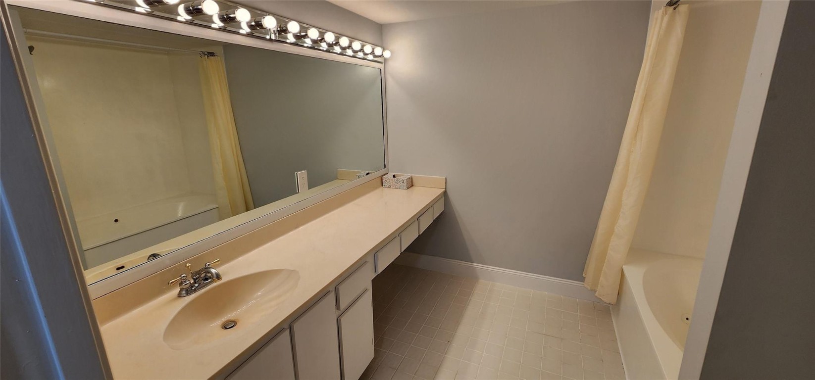 Palm-Aire Country Club - Residential