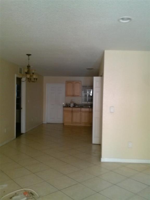 Seminole Forest 14-16 B - Residential Income