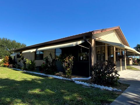 1095 Chobee Loop Okeechobee FL 34974