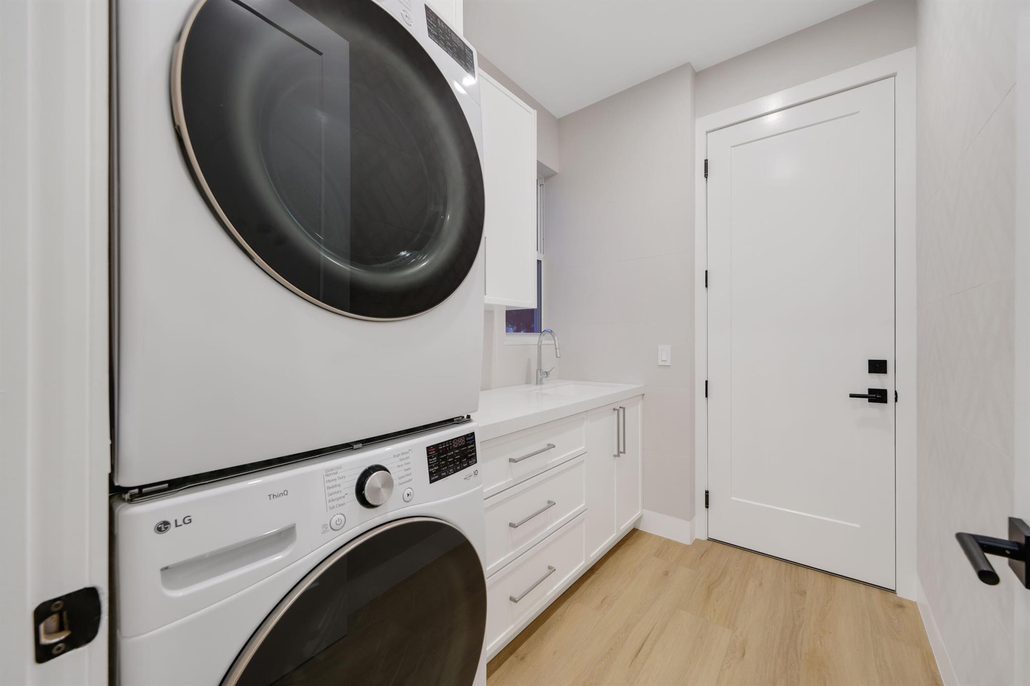 WHISPER TRACE PAR 8 ARVID - Residential Lease