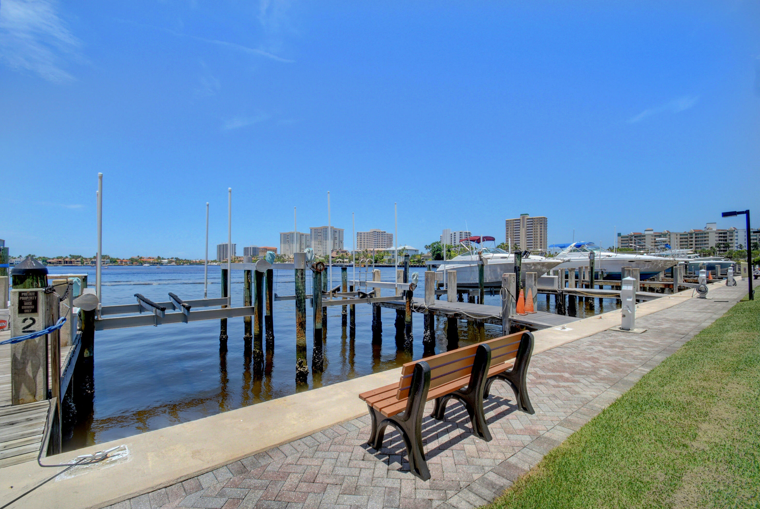 LAKE HOUSE SOUTH CONDO SPANISH RIVER LAND CO - Residential