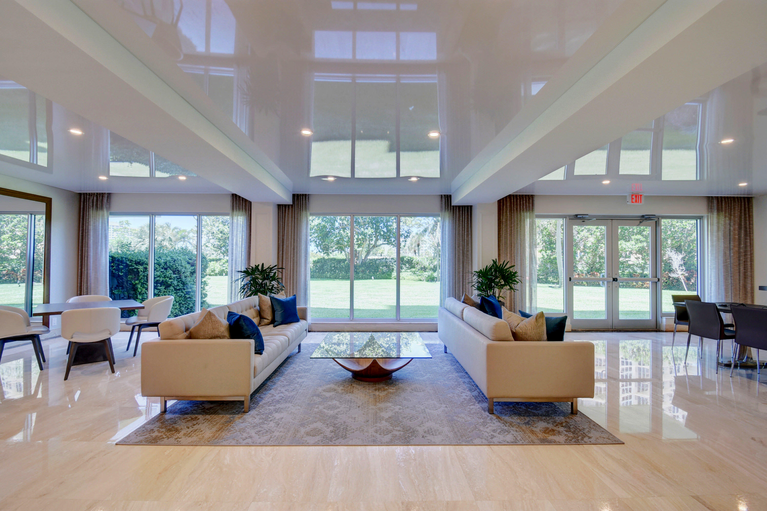 LAKE HOUSE SOUTH CONDO SPANISH RIVER LAND CO - Residential