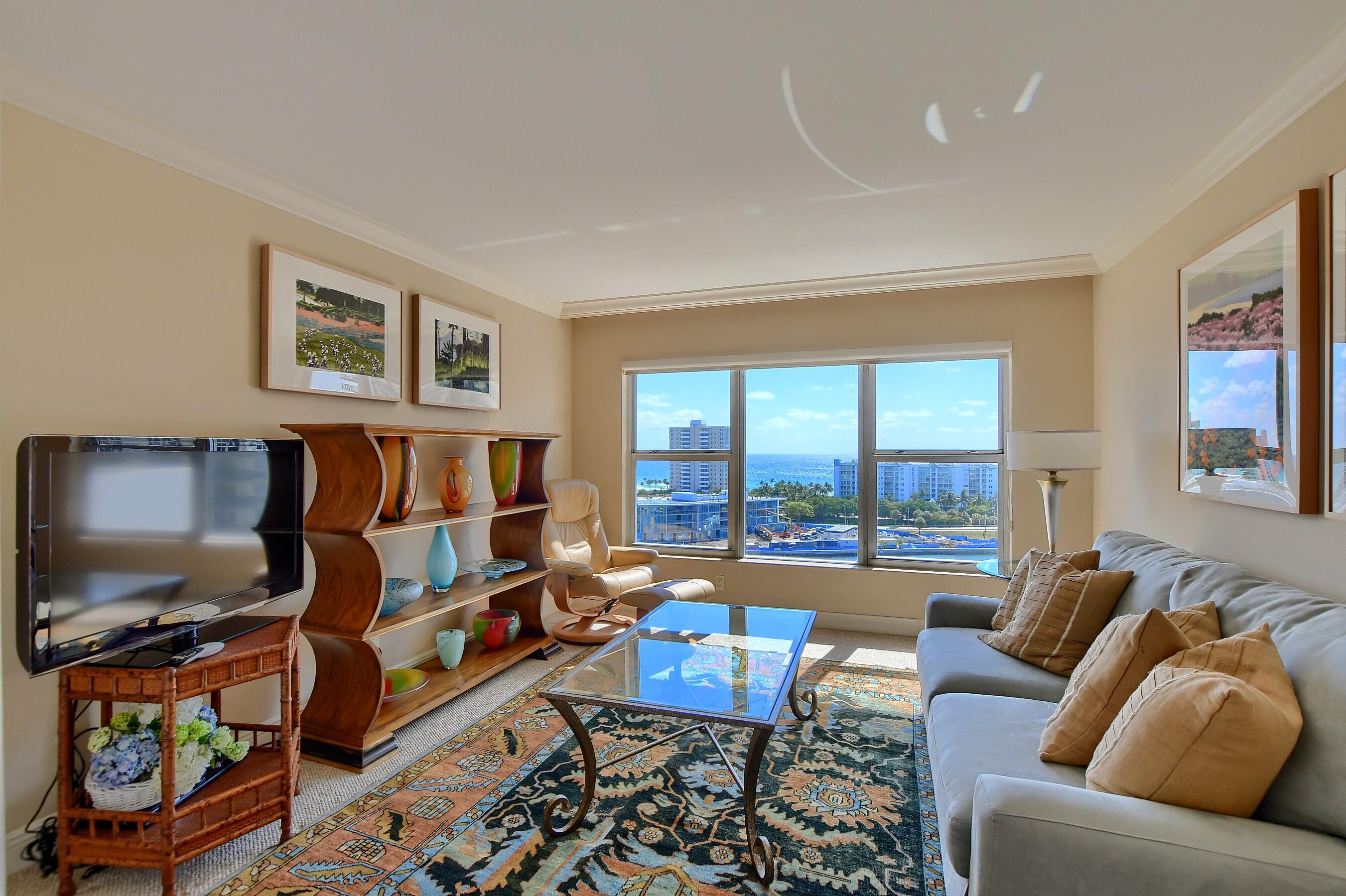 LAKE HOUSE SOUTH CONDO SPANISH RIVER LAND CO - Residential