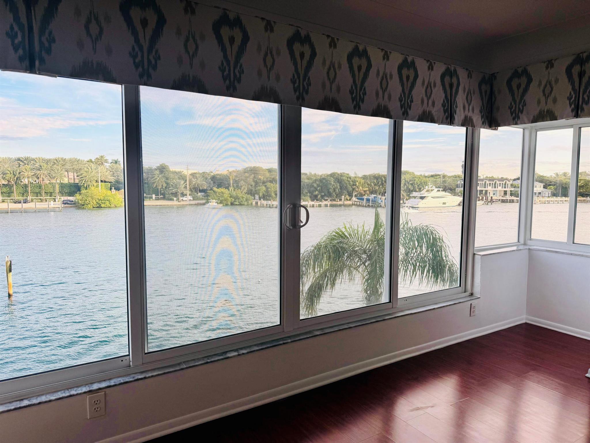 LIGHTHOUSE COLONY CO-OP - Residential Lease