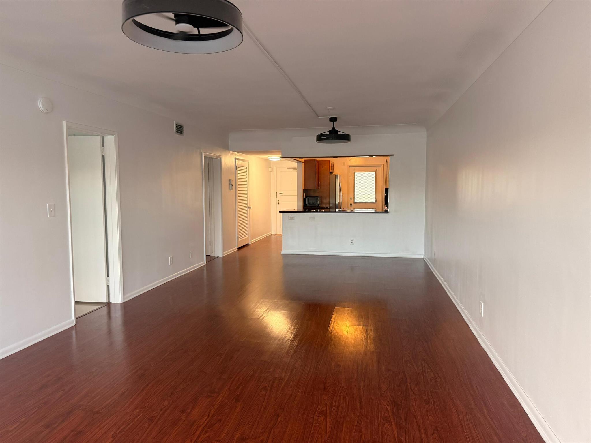 LIGHTHOUSE COLONY CO-OP - Residential Lease