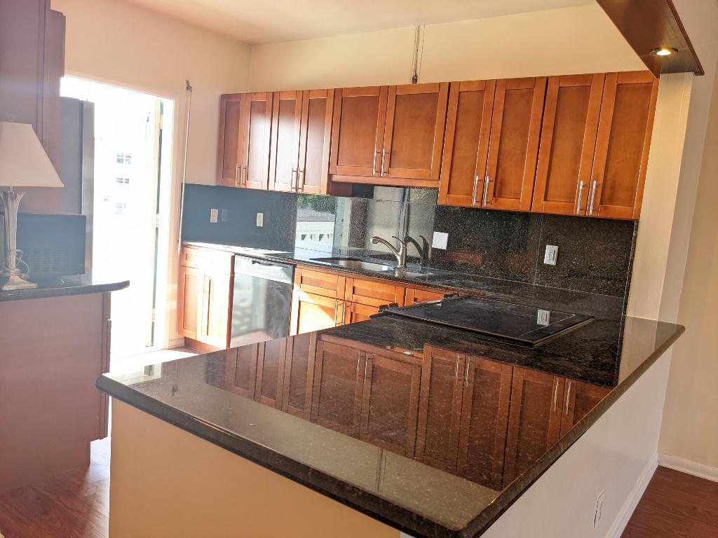 LIGHTHOUSE COLONY CO-OP - Residential Lease