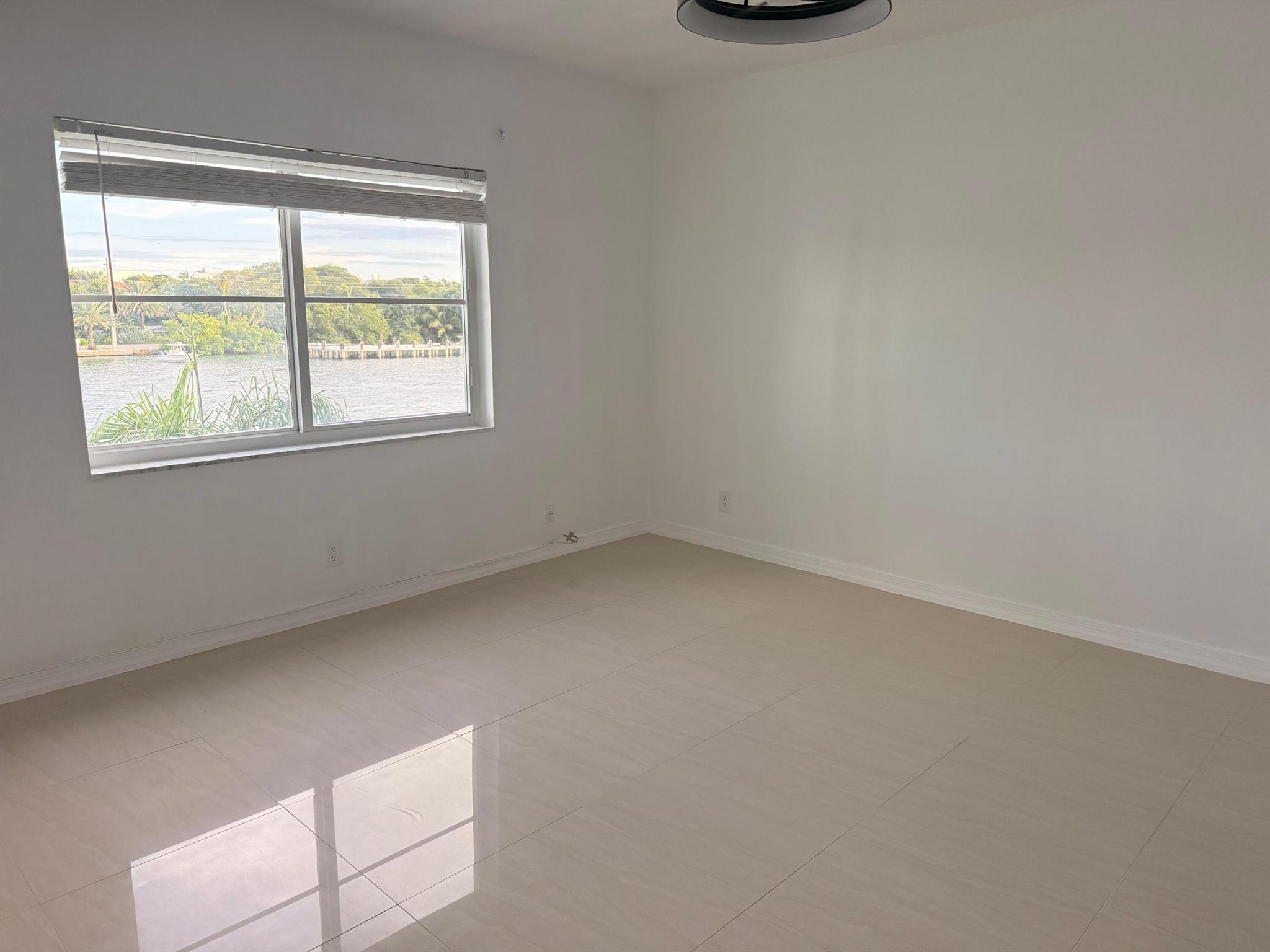 LIGHTHOUSE COLONY CO-OP - Residential Lease