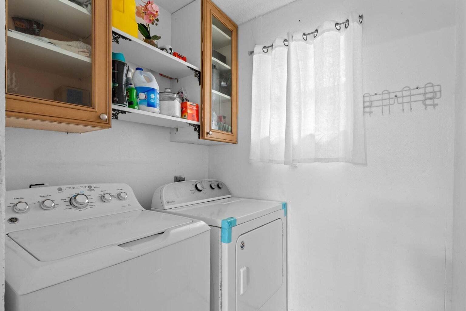 HUNTINGTON WOODS - Residential