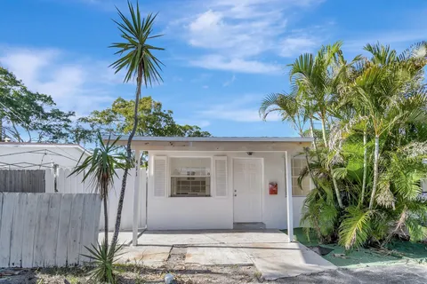 411 NE 57th Ct, Fort Lauderdale, FL MLS: F10503970