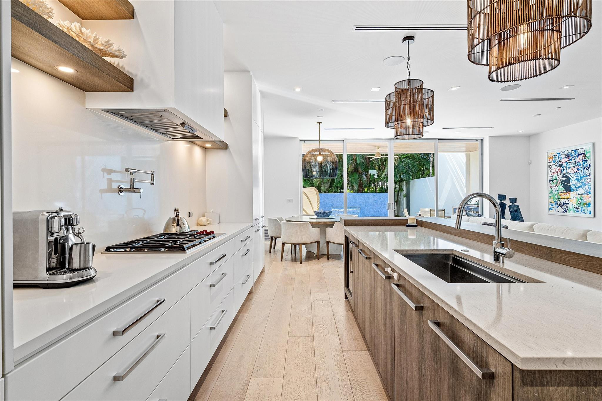 TEN TWENTY LANGER - Residential