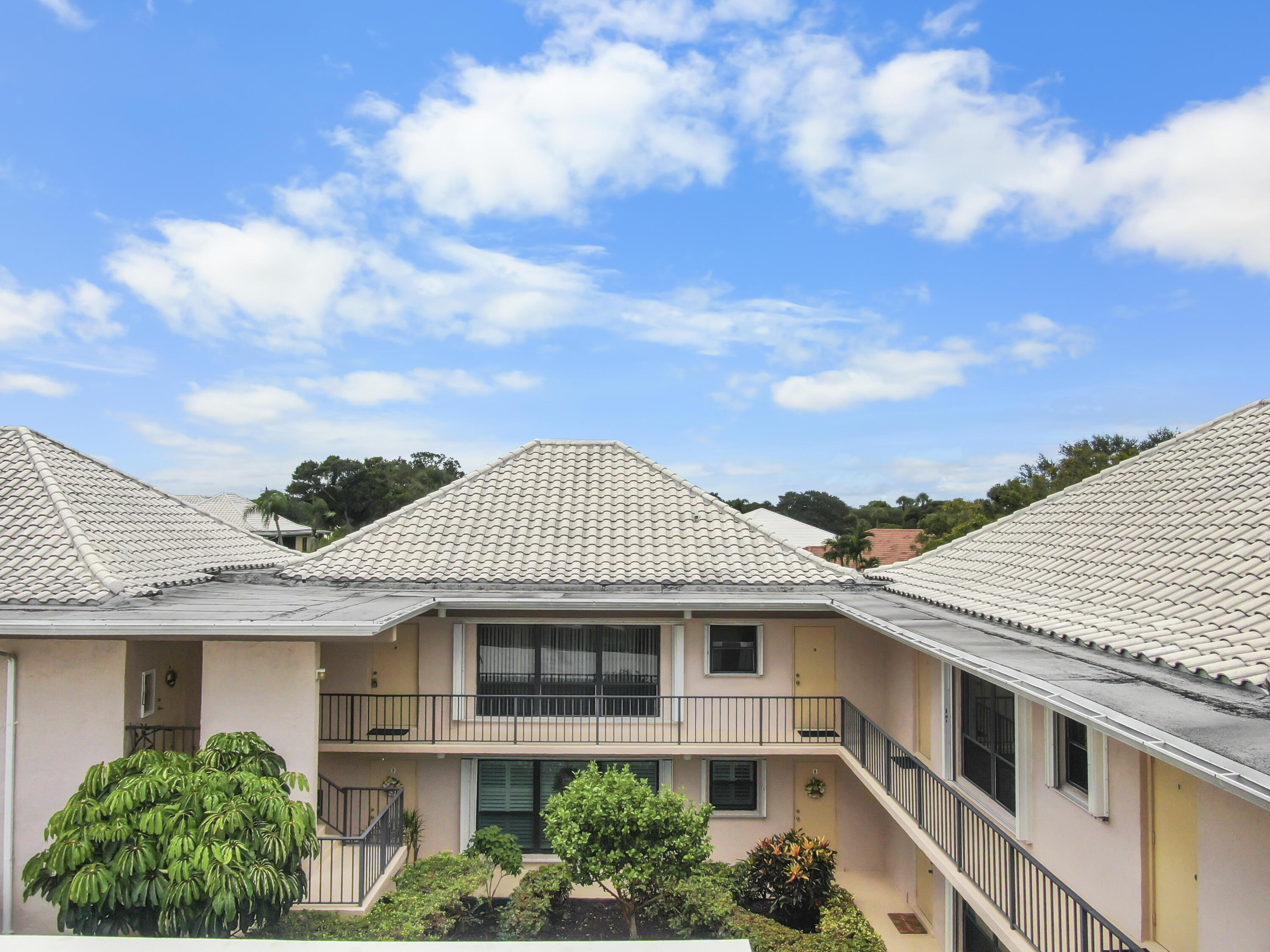 TURTLE CREEK APARTMENT BU - Residential