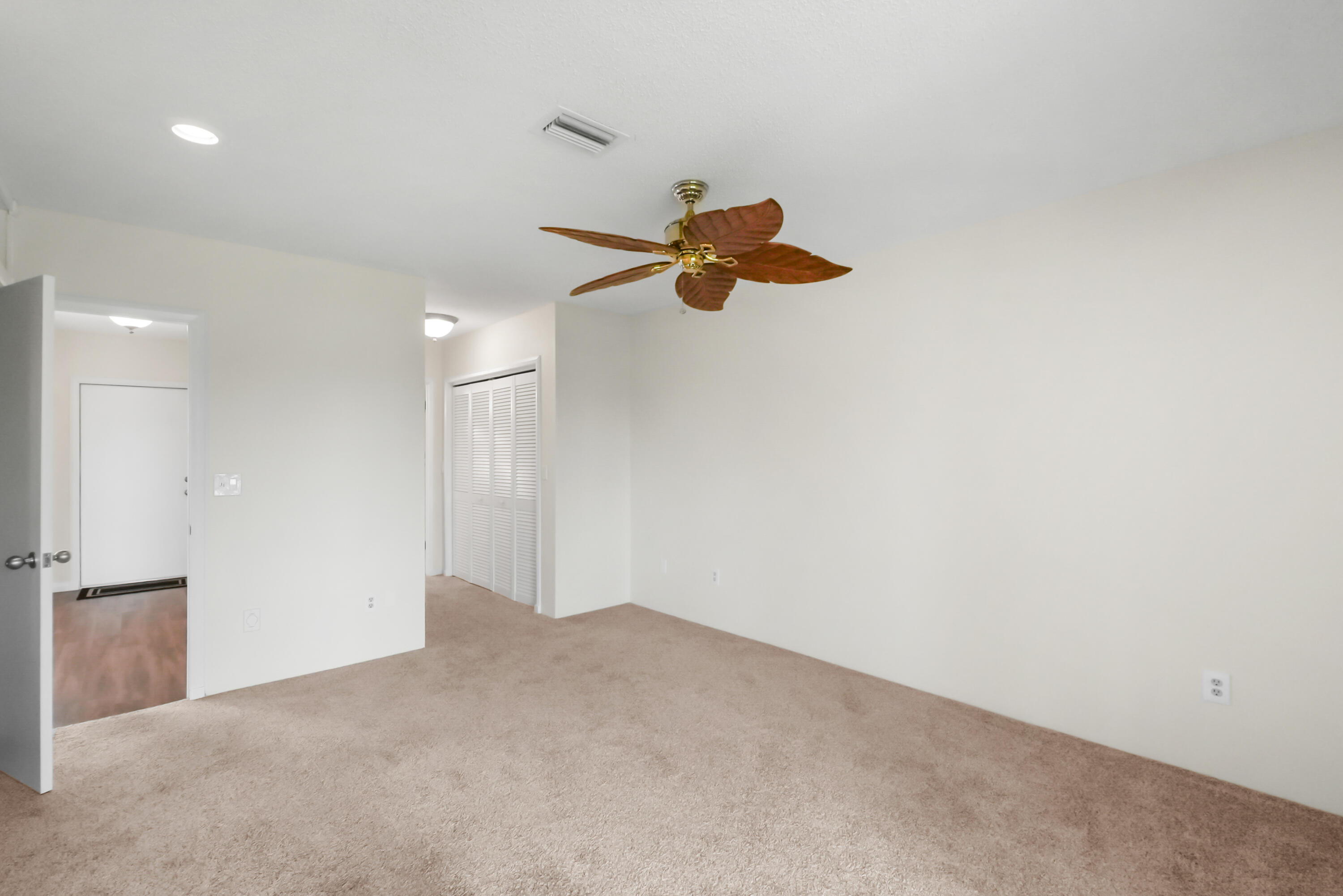 TURTLE CREEK APARTMENT BU - Residential