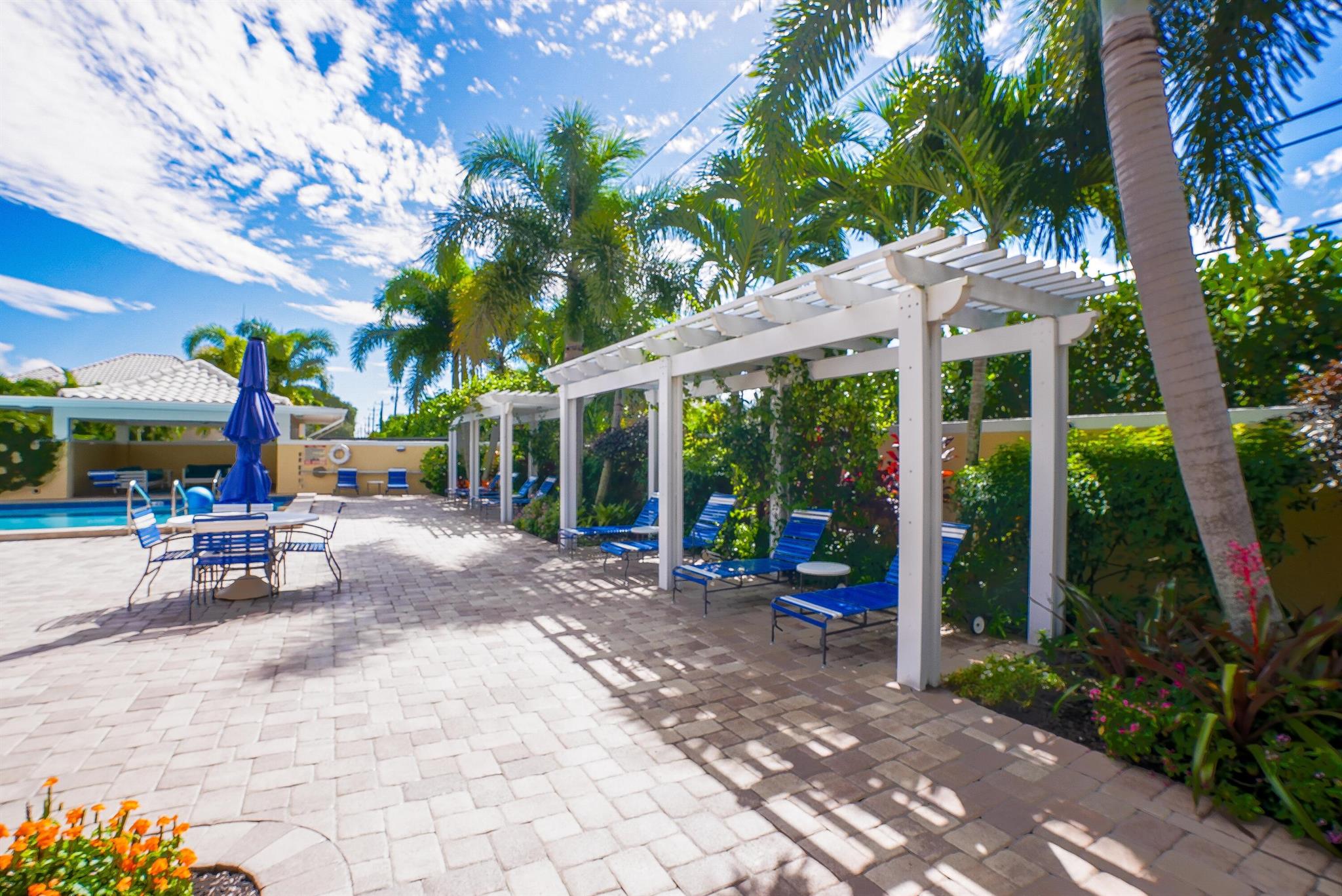 TURTLE CREEK APARTMENT BU - Residential