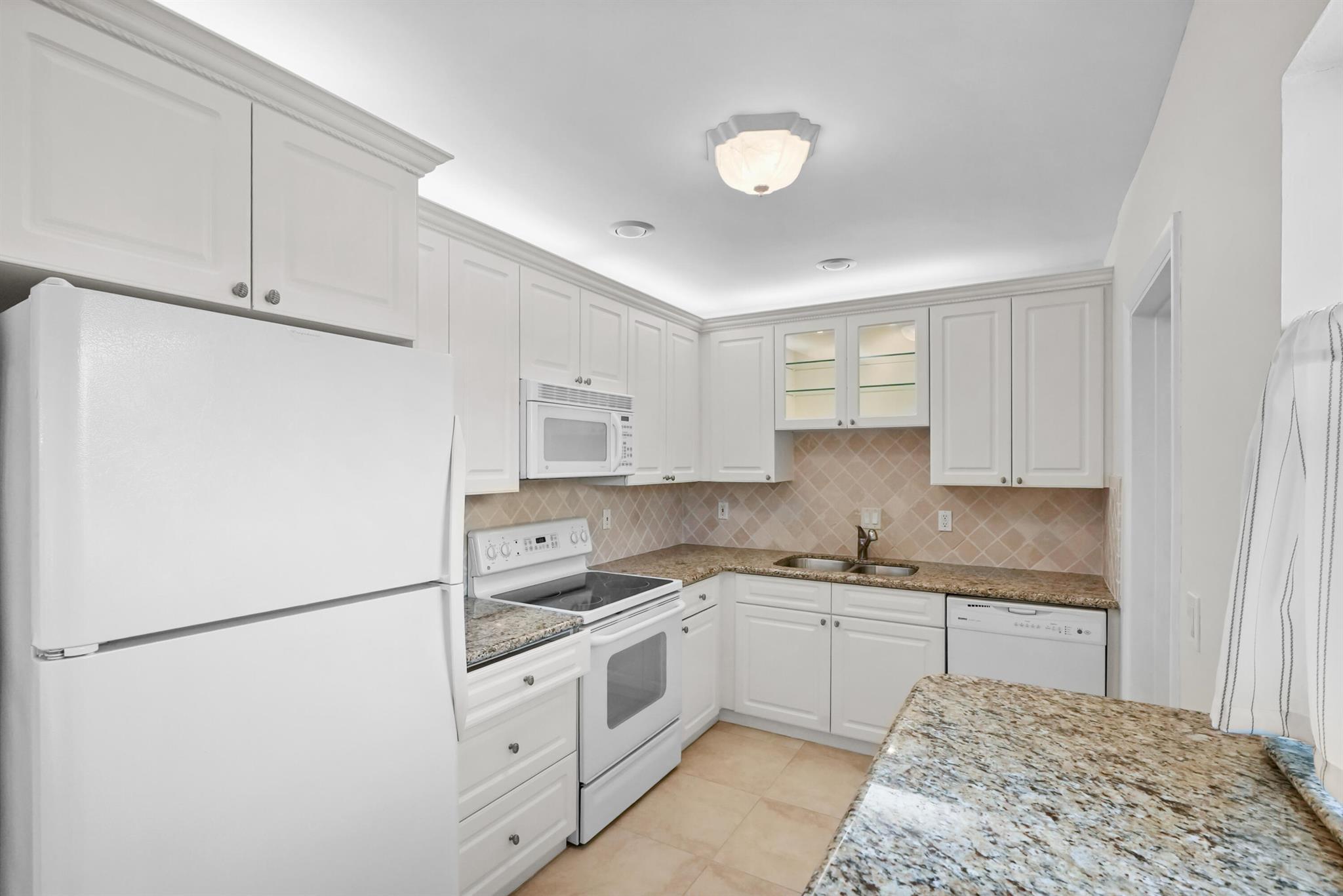 TURTLE CREEK APARTMENT BU - Residential