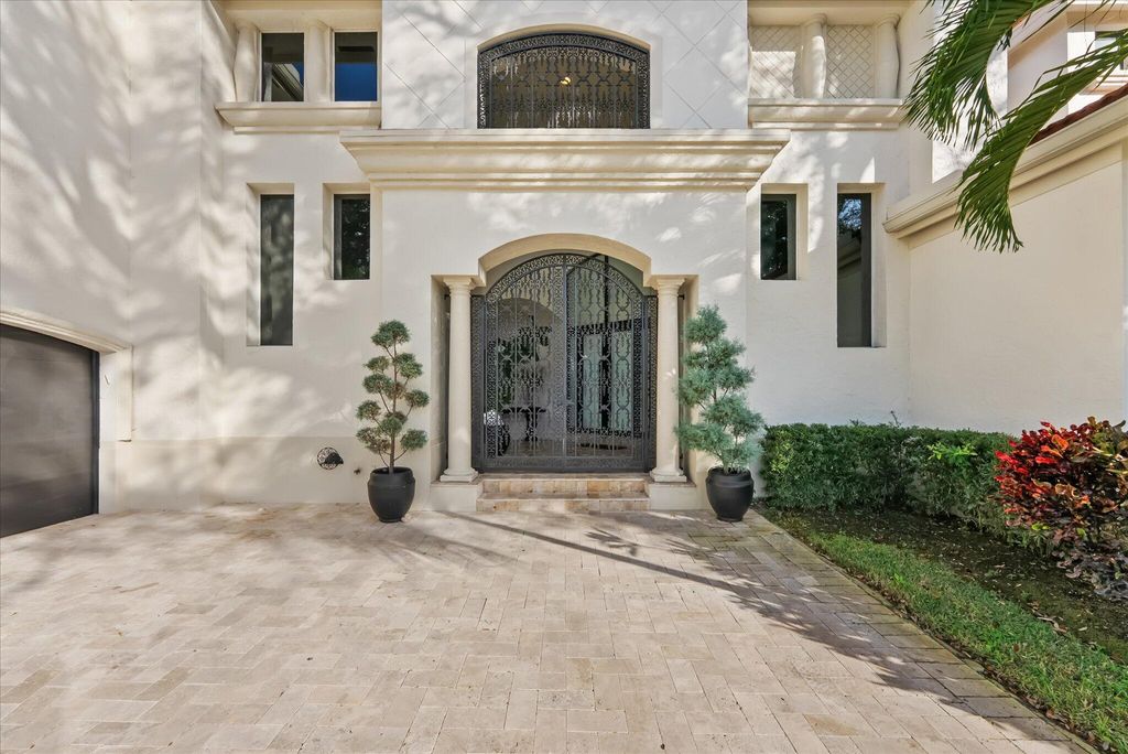 Photo of 7955 Mandarin Drive, Boca Raton, FL 33433 (MLS # R11151907)