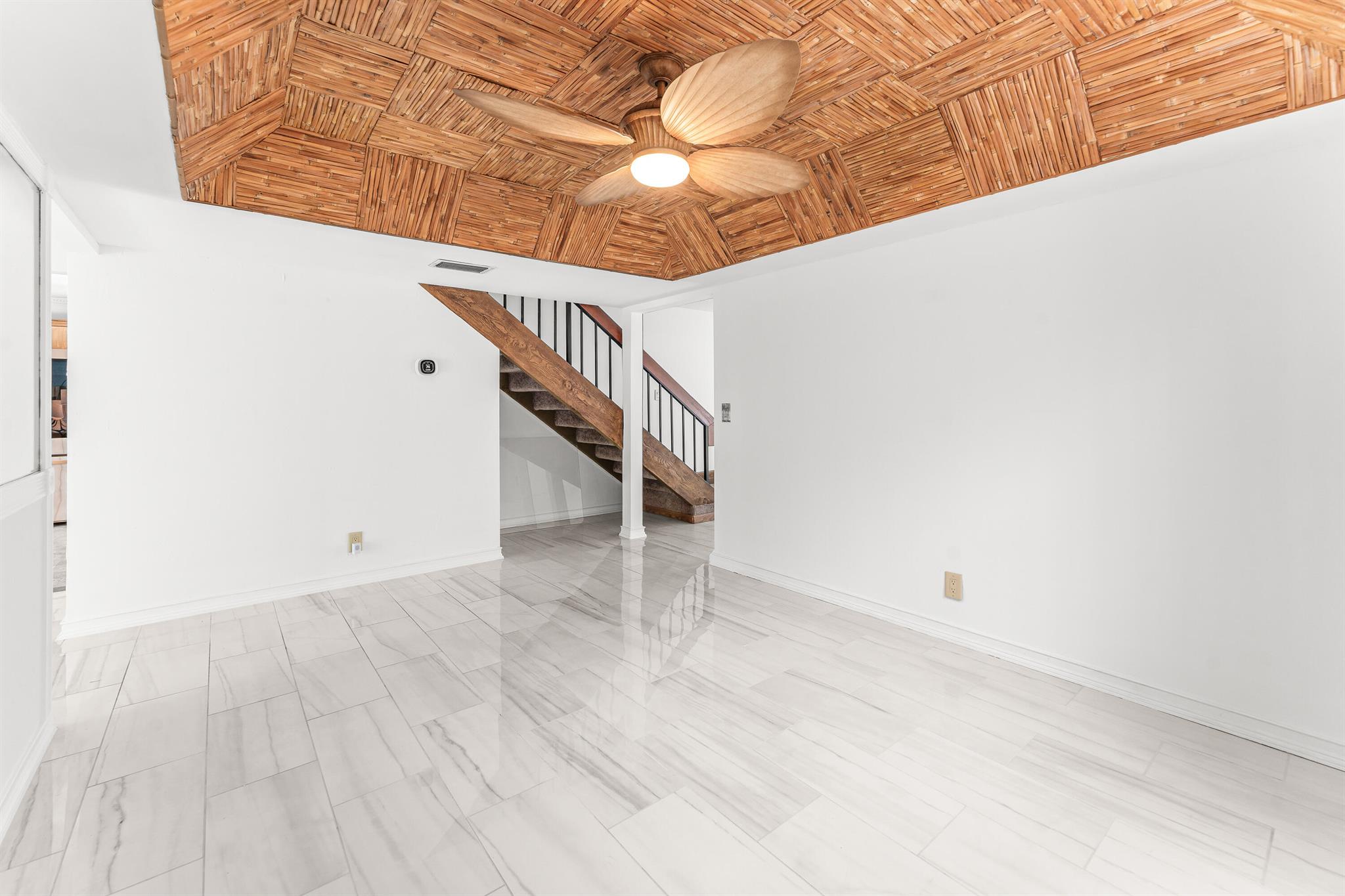 Rainwood East/Town Oaks - Residential