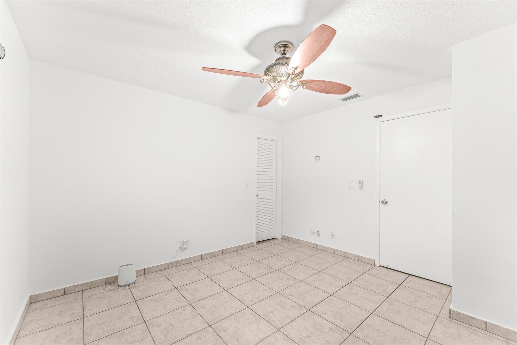 Rainwood East/Town Oaks - Residential