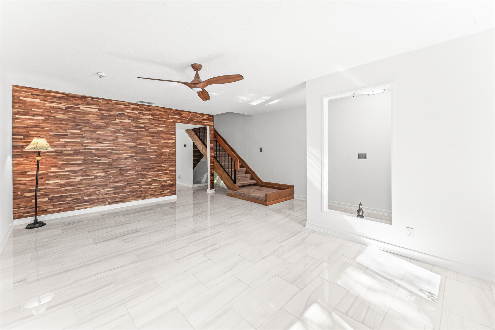 Rainwood East/Town Oaks - Residential