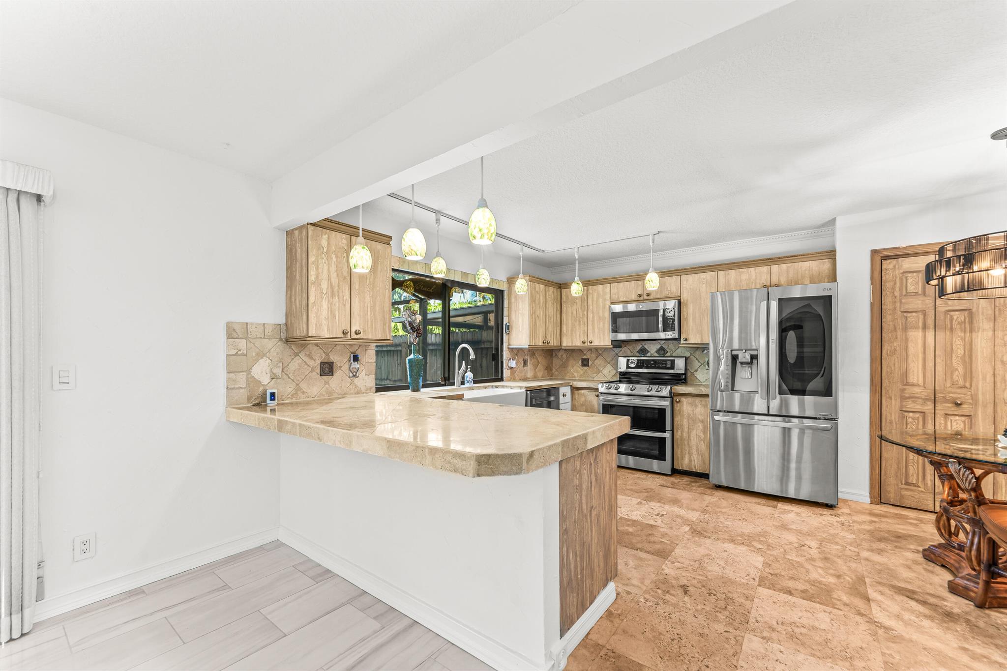 Rainwood East/Town Oaks - Residential