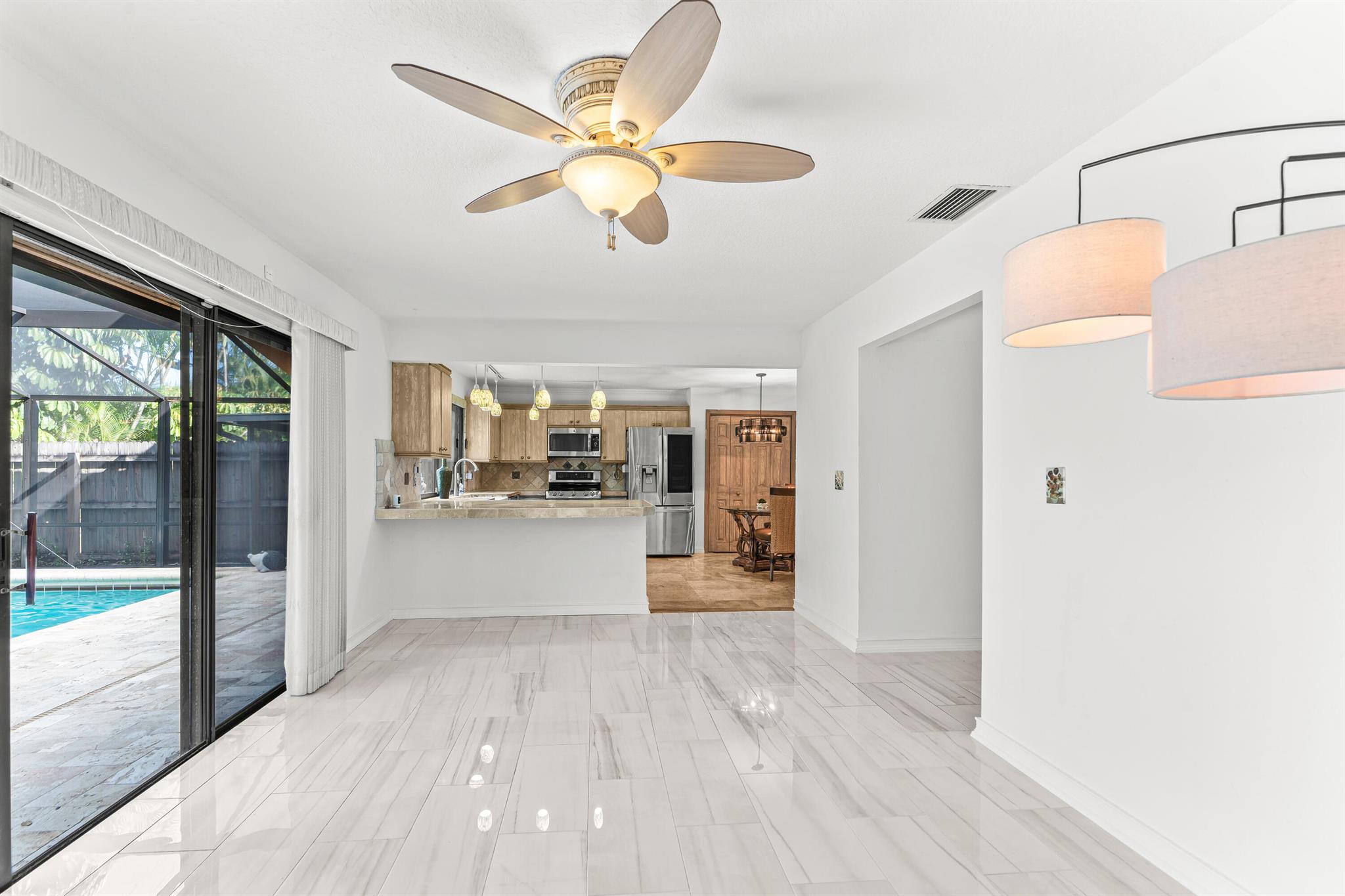 Rainwood East/Town Oaks - Residential