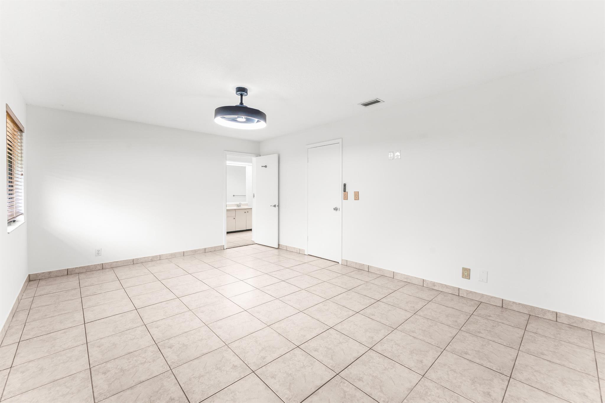 Rainwood East/Town Oaks - Residential