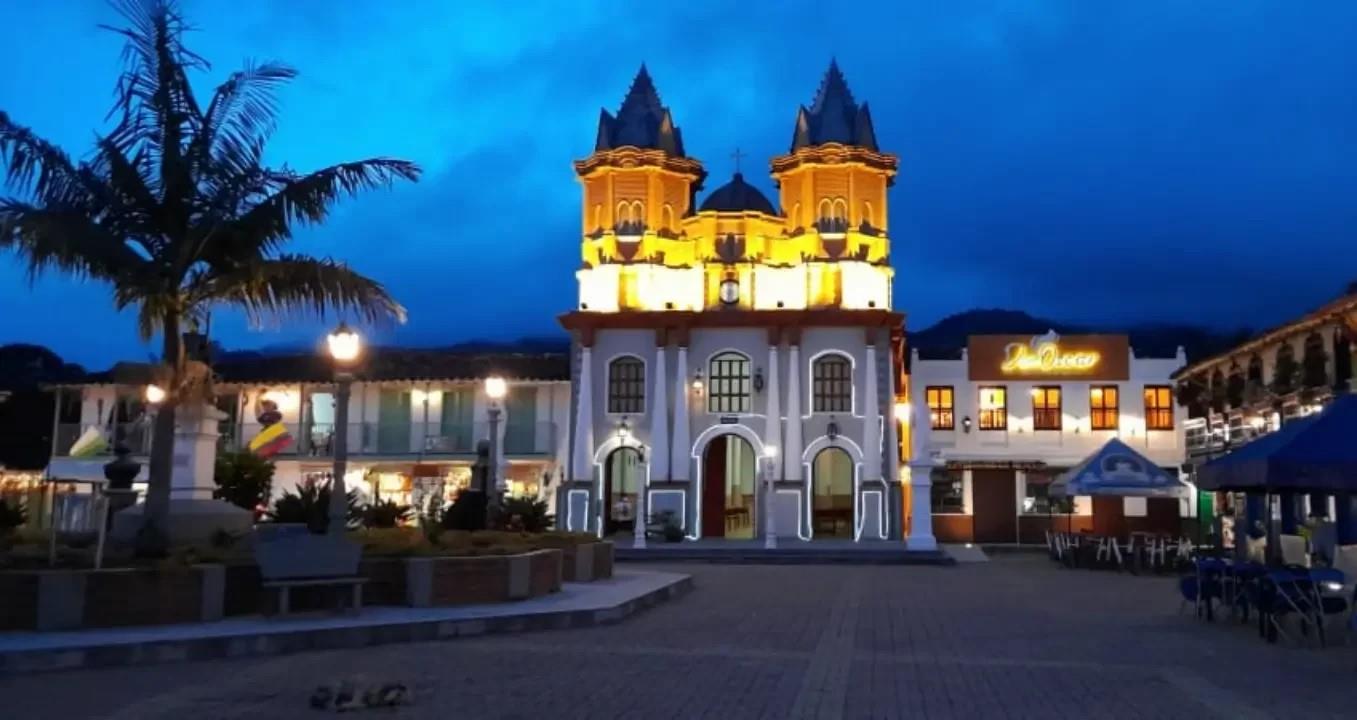 Vereda Guamito El Peñol - Residential