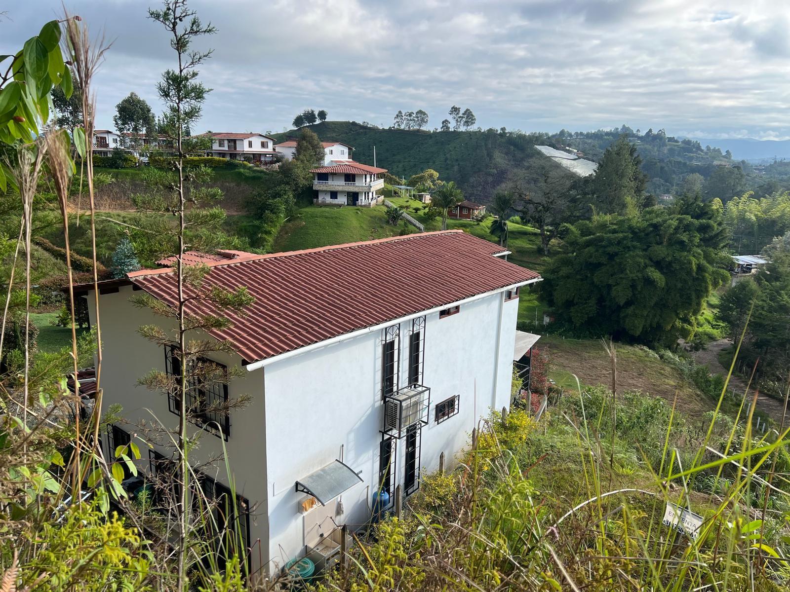 Vereda Guamito El Peñol - Residential