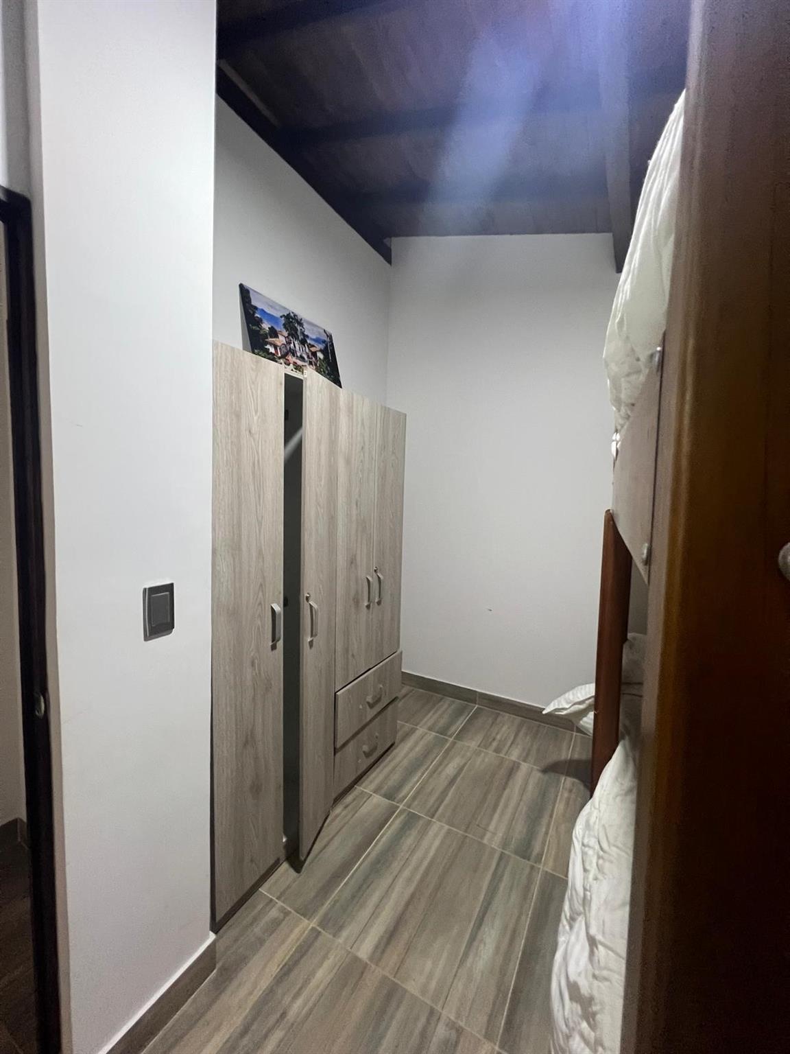 Vereda Guamito El Peñol - Residential