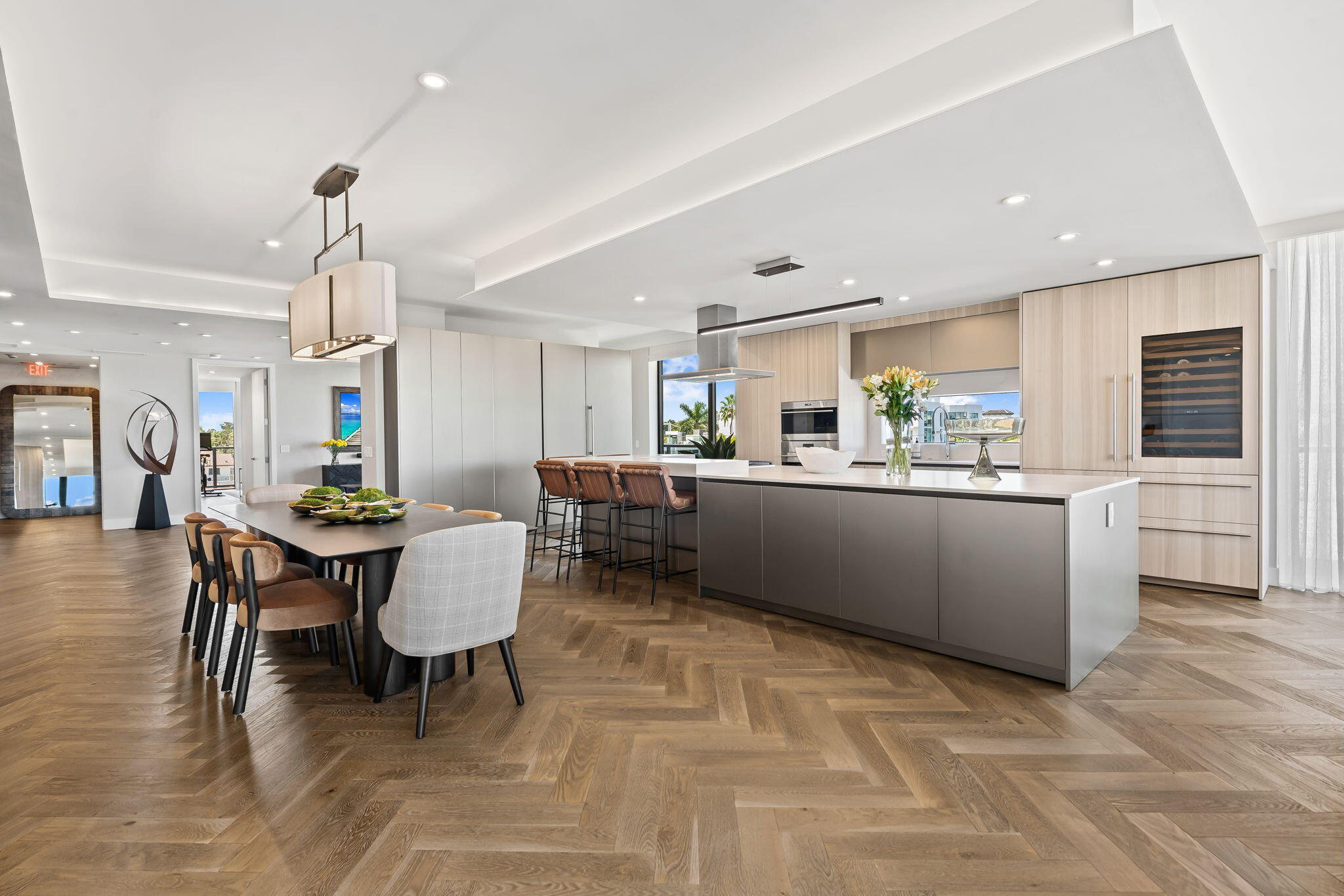 124 HENDRICKS Isle PH401