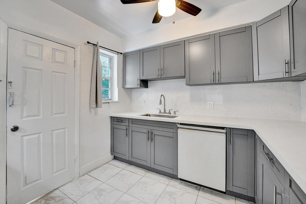 REV PLAT OF PORT OF BLK - Residential