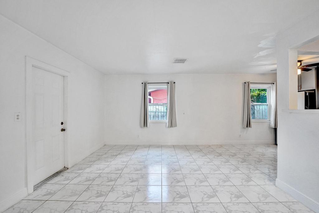 REV PLAT OF PORT OF BLK - Residential