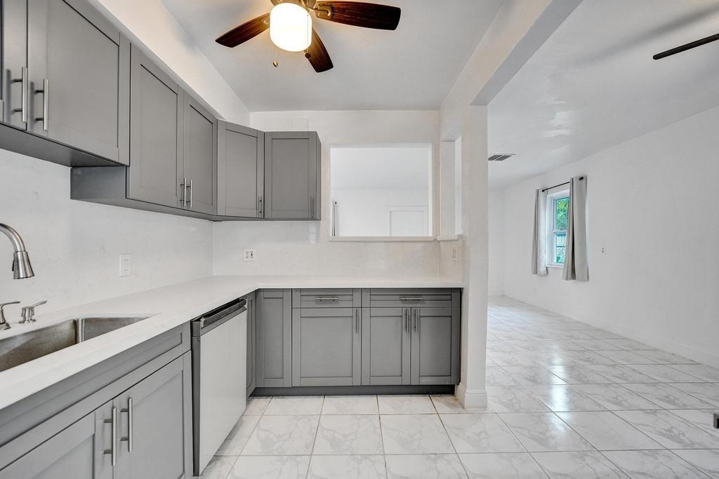 REV PLAT OF PORT OF BLK - Residential