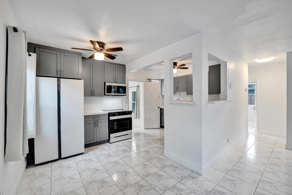 REV PLAT OF PORT OF BLK - Residential