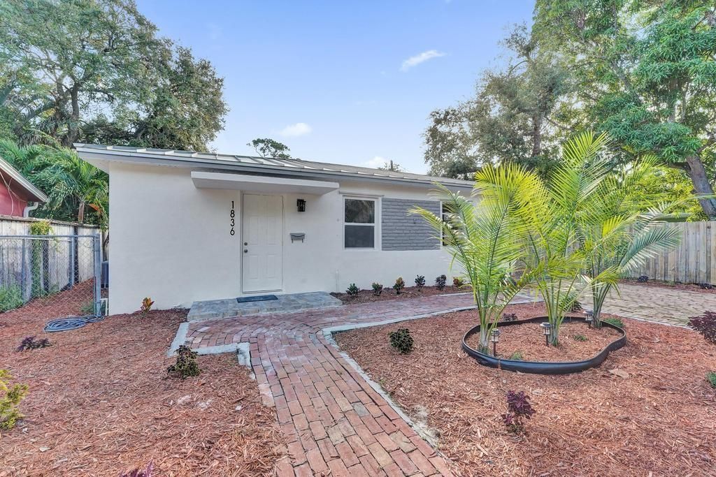 Photo of 1836 SW 9th Ave, Fort Lauderdale, FL 33315 (MLS # F10532770)