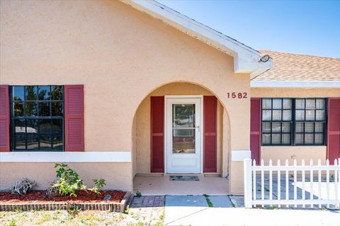 A home in Port St Lucie